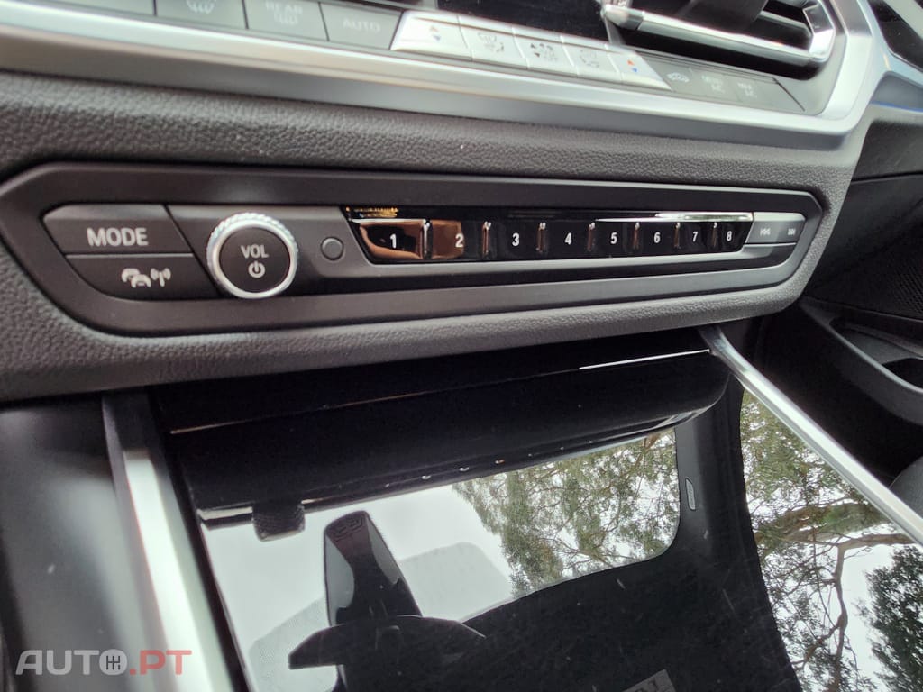 BMW 320 e Line Sport Auto