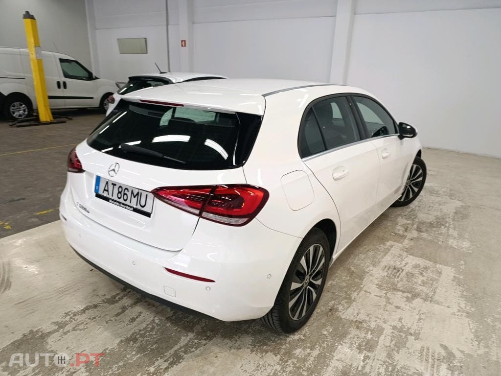 Mercedes-Benz A 250 e Style Plus