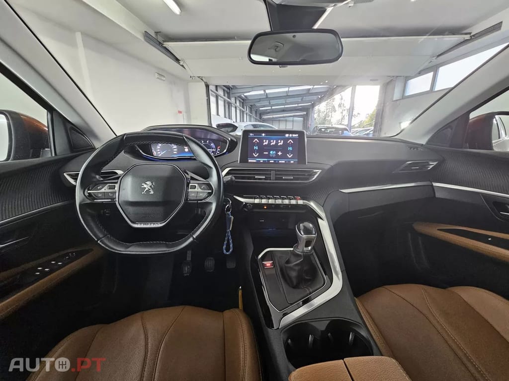 Peugeot 3008 1.6 BlueHDi Allure EAT6