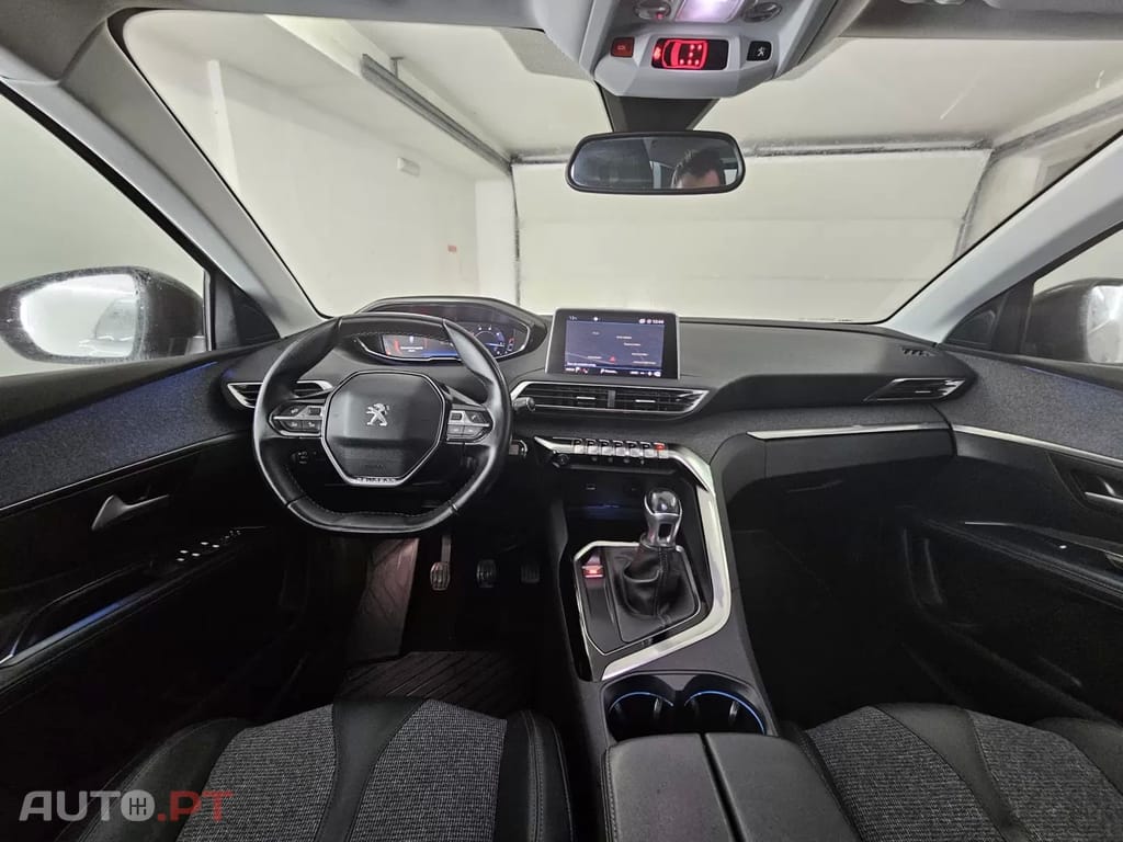 Peugeot 5008 1.5 BlueHDi Allure Baixo Consumo