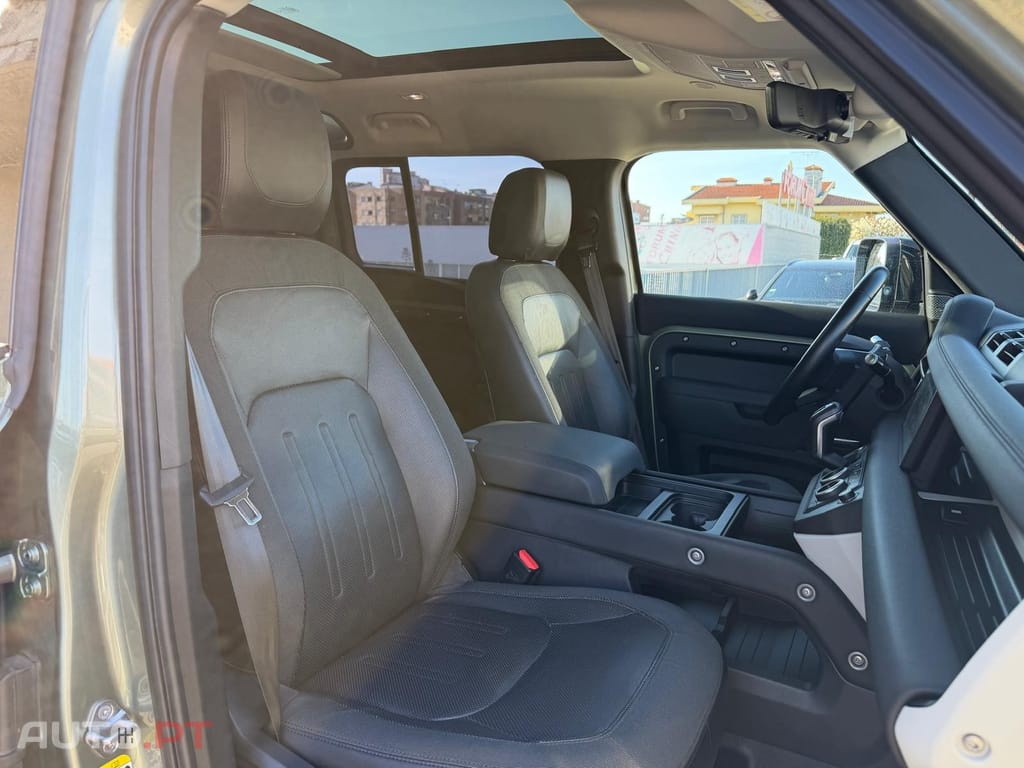Land Rover Defender 2.0 D 110 AWD S