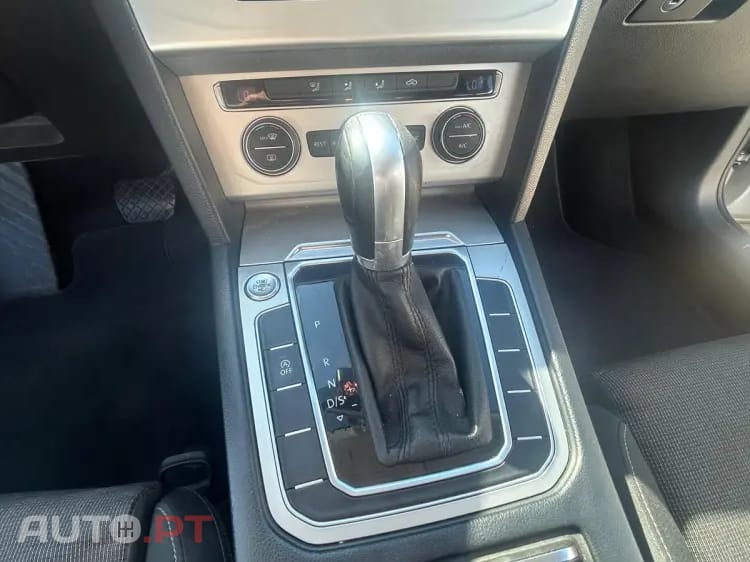Volkswagen Passat Variant 2.0 TDI Confortline DSG
