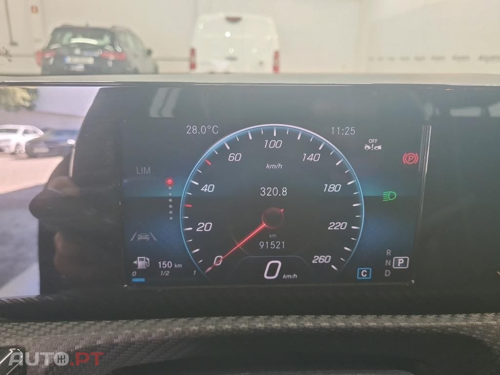 Mercedes-Benz CLA 180 d
