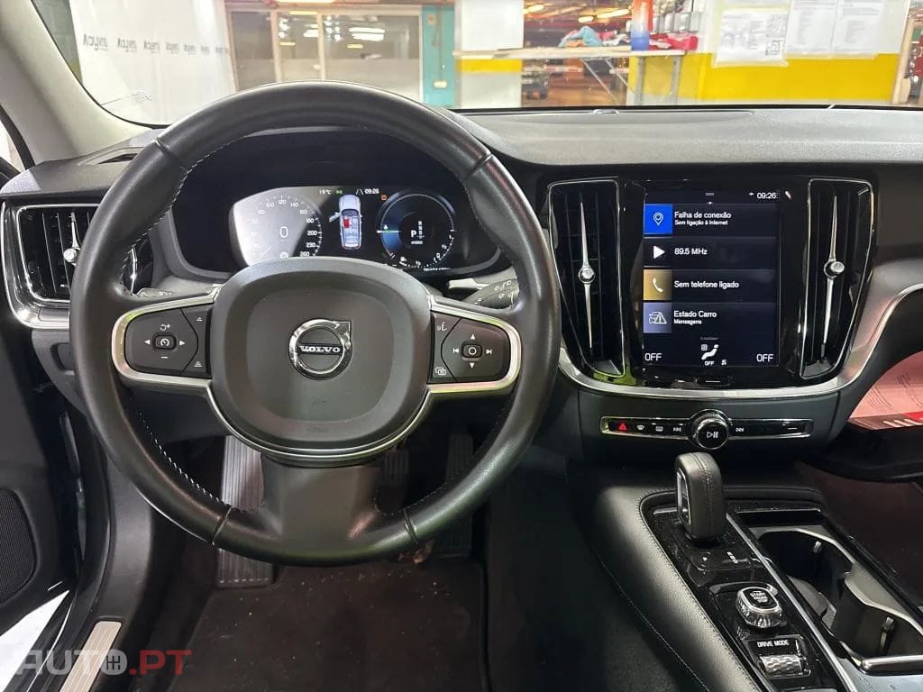 Volvo V60 2.0 T8 AWD TE Momentum