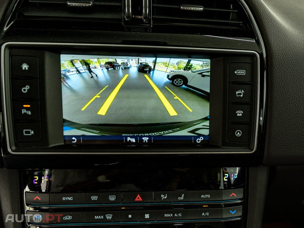 Jaguar F-Pace 2.0 i4D Portfolio