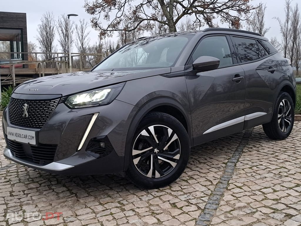 Peugeot 2008 PureTech 130 Allure Pack