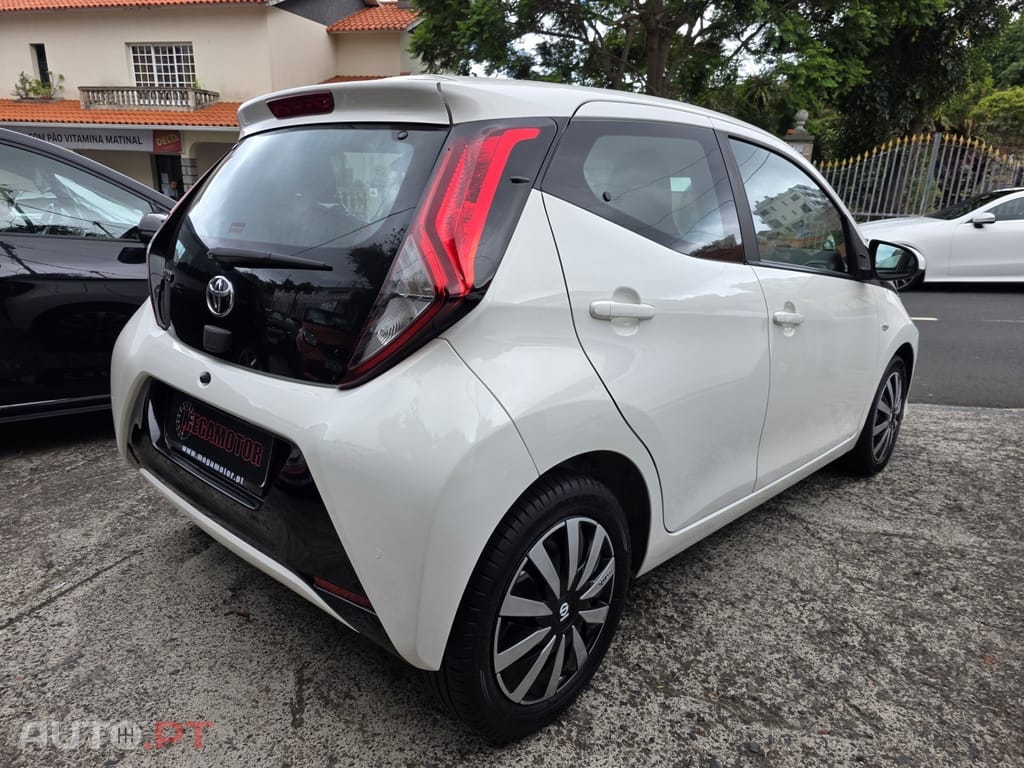 Toyota Aygo 1.0 X-Play