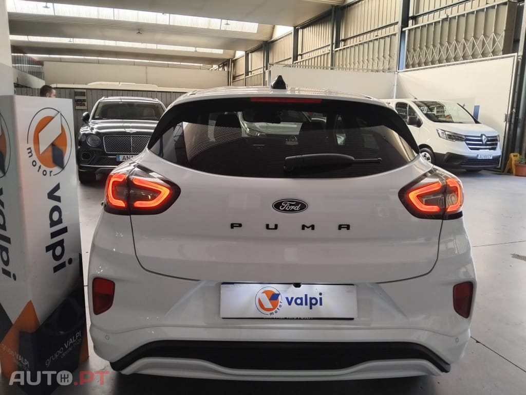 Ford Puma 1.0 EcoBoost mHEV ST-Line