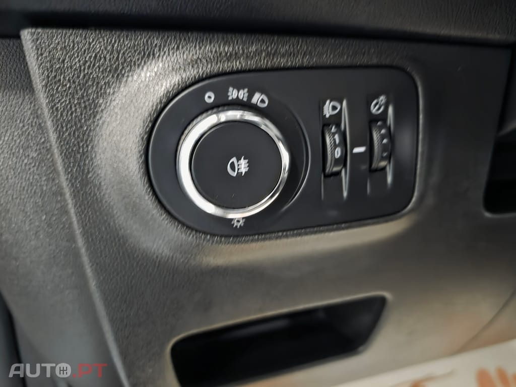 Opel Corsa 1.3 CDTI VAN IVA DEDUTÍVEL