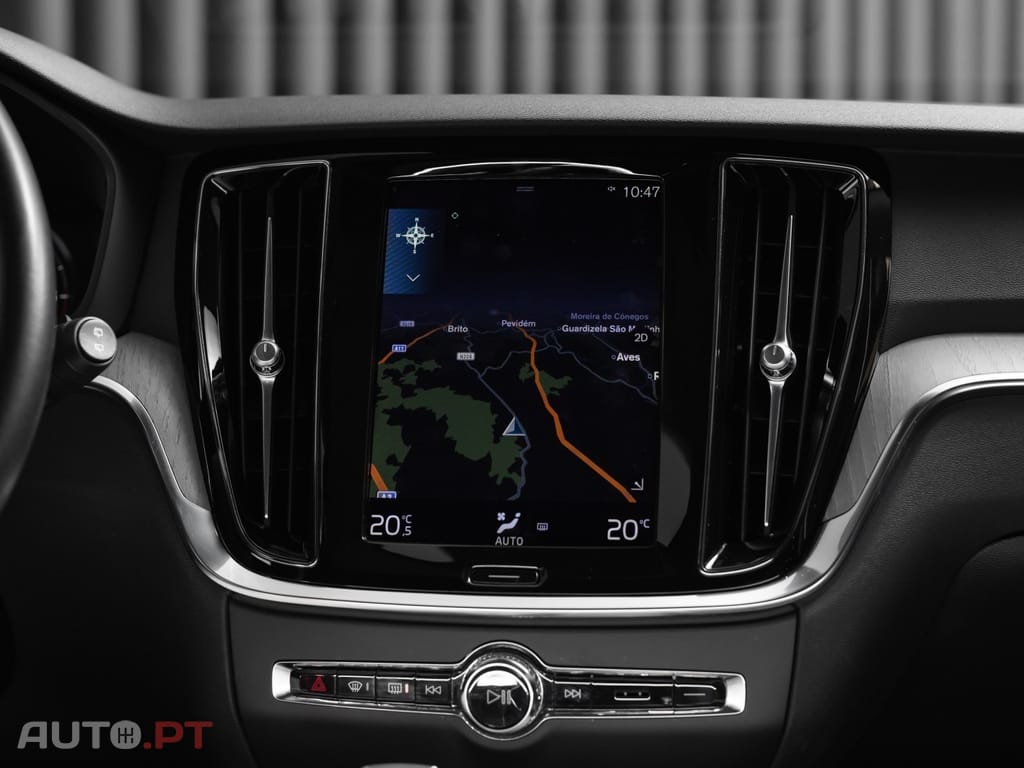 Volvo V60 2.0 B4 Momentum Geartronic