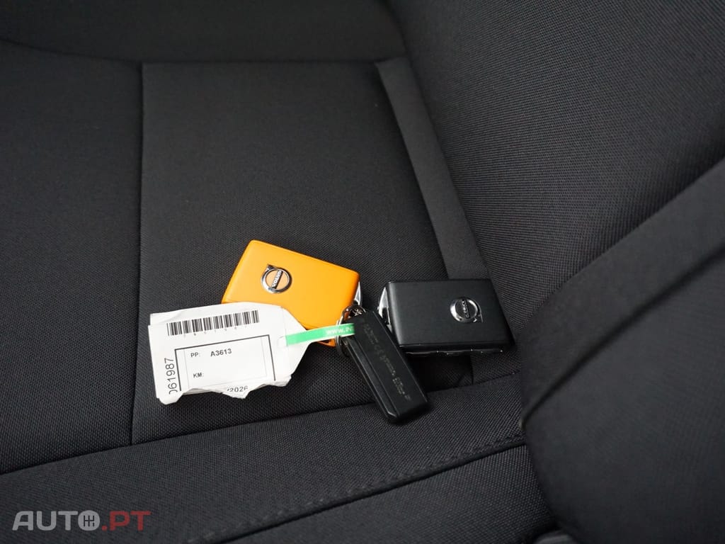 Volvo XC40 1.5 T2 Momentum Plus