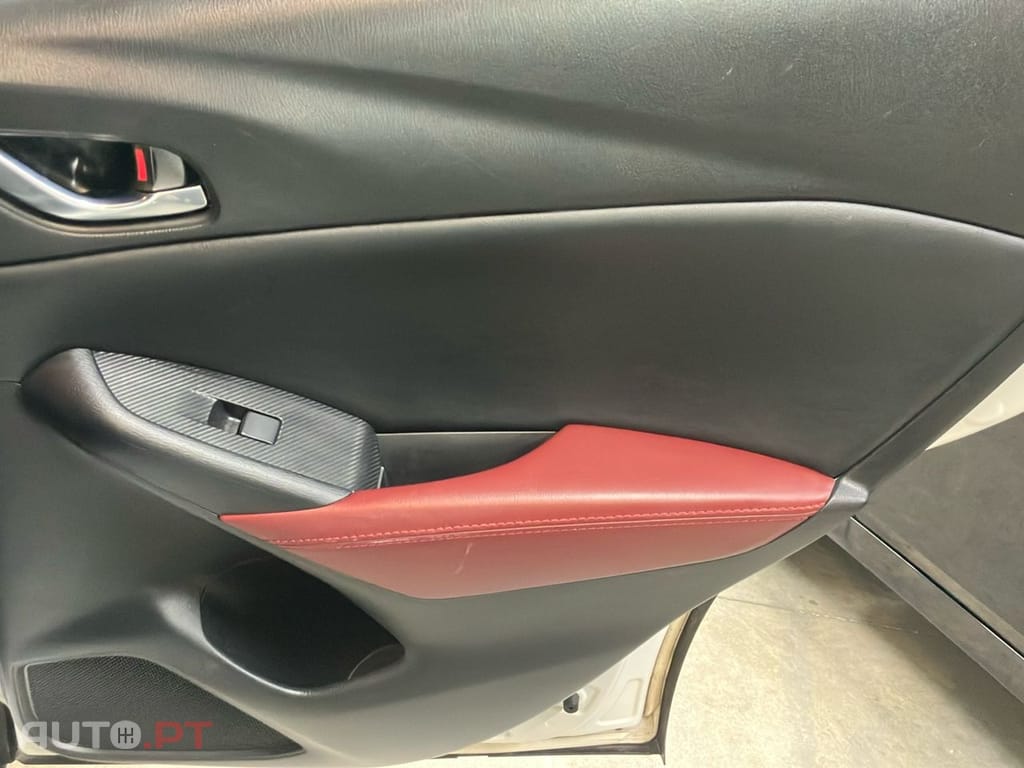 Mazda CX-3 2.0 Sky.Excellence Navi AWD