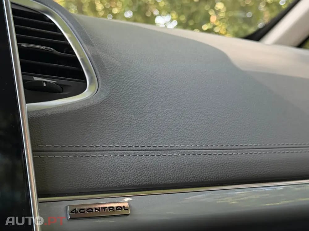 Renault Espace 1.6 dCi Initiale Paris EDC