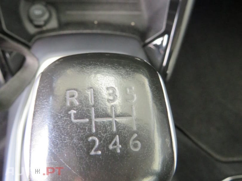 Peugeot 2008 1.5 BlueHDi Allure