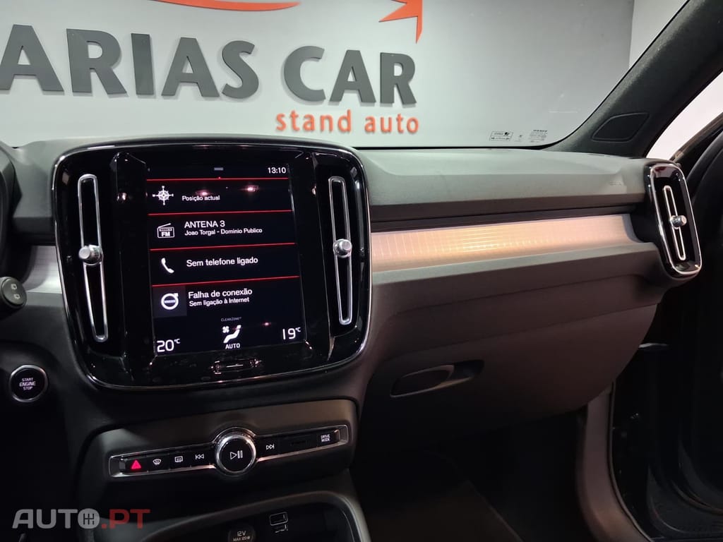 Volvo XC40 1.5 T4 Recharge Start