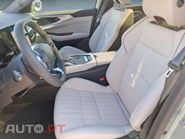 Renault Espace 1.2 E-Tech full hybrid 200cv iconic