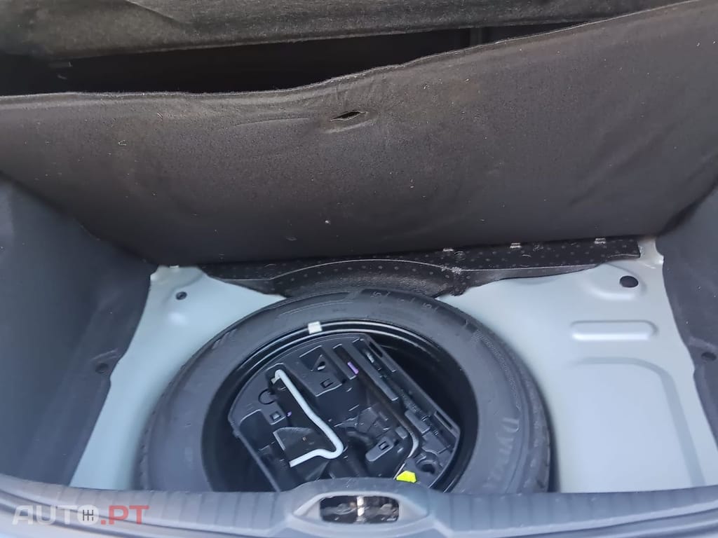 Peugeot 208 1.2 Allure EAT6