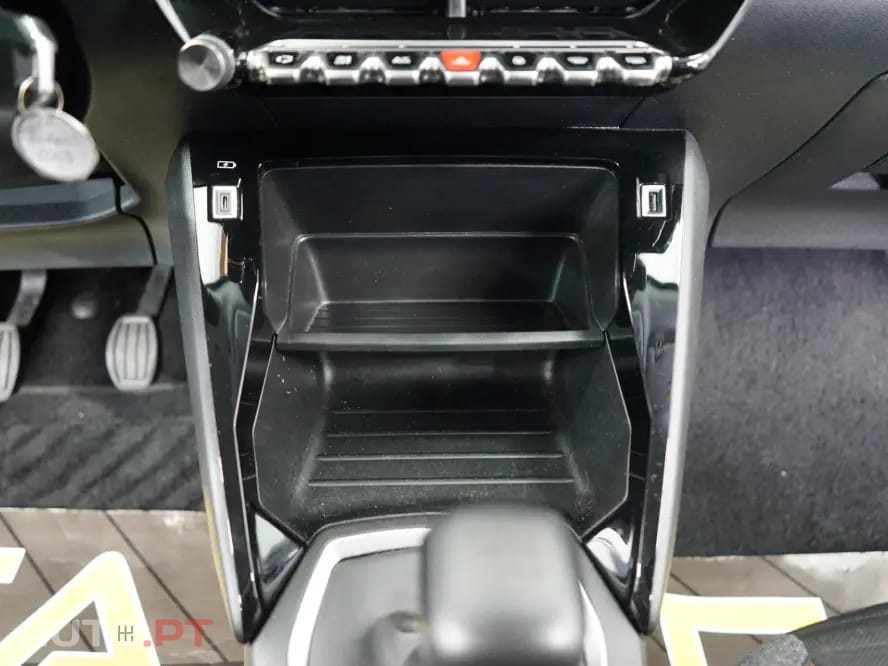 Peugeot 2008 PureTech 100 Style
