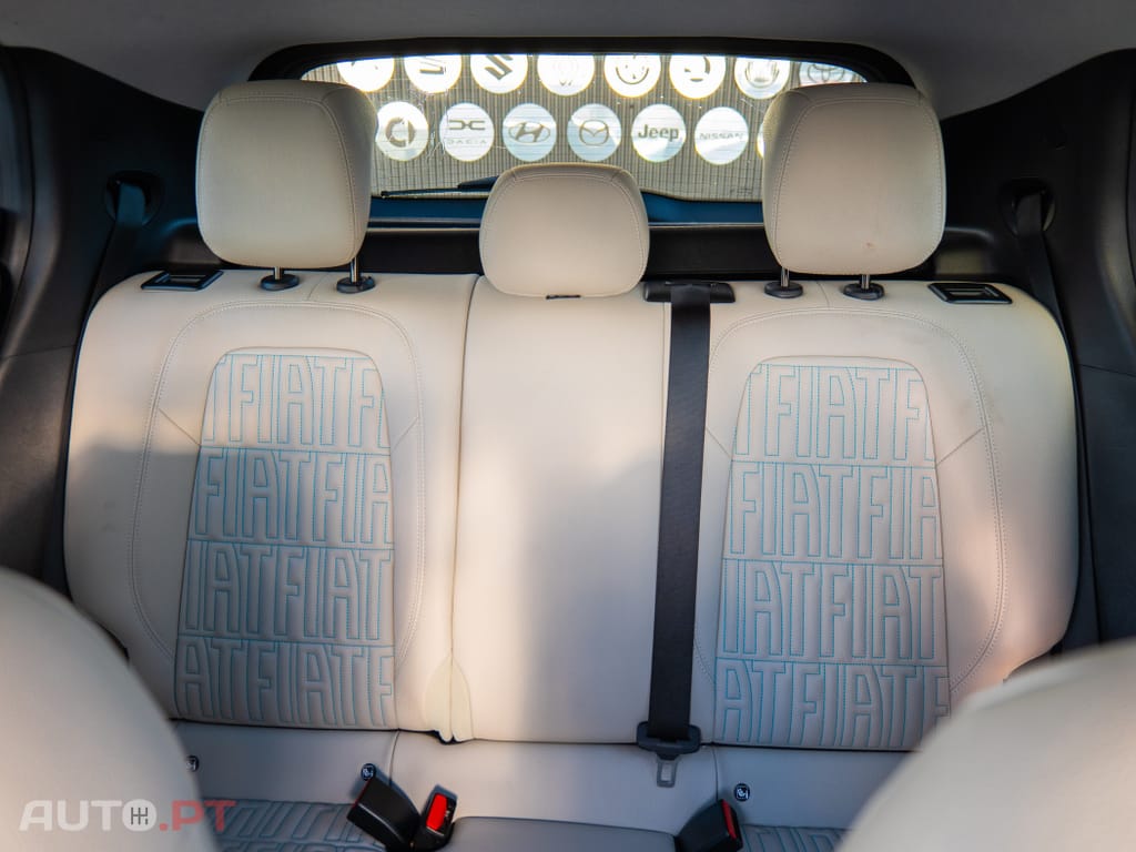 Fiat 600 1.2 Hybrid La Prima