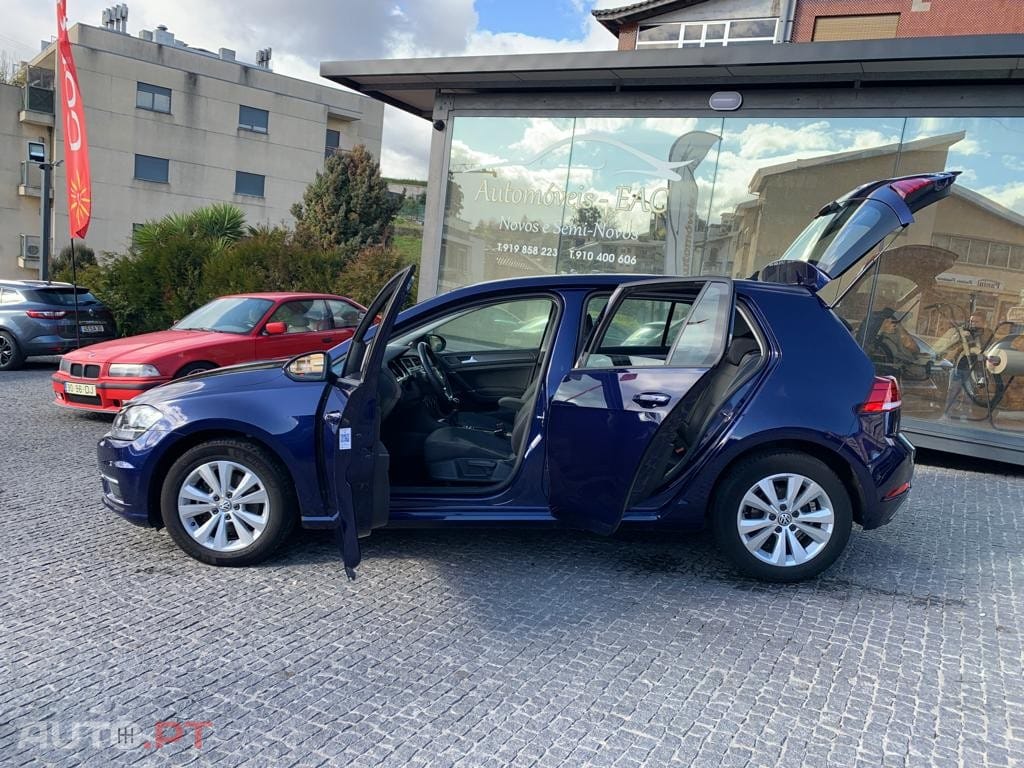 Volkswagen Golf 1.6 TDI Confortline