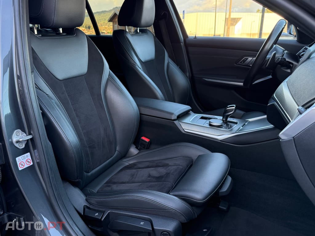BMW 330 e Touring Pack M Auto