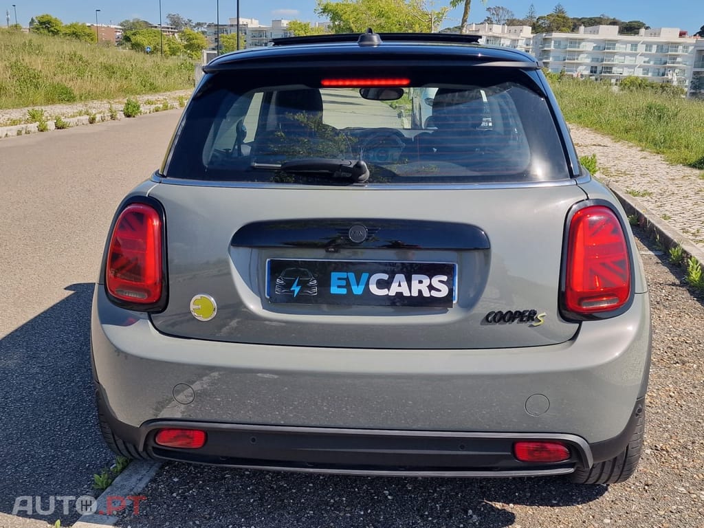MINI Cooper MINI 3 Portas Cooper SE Camden Edition