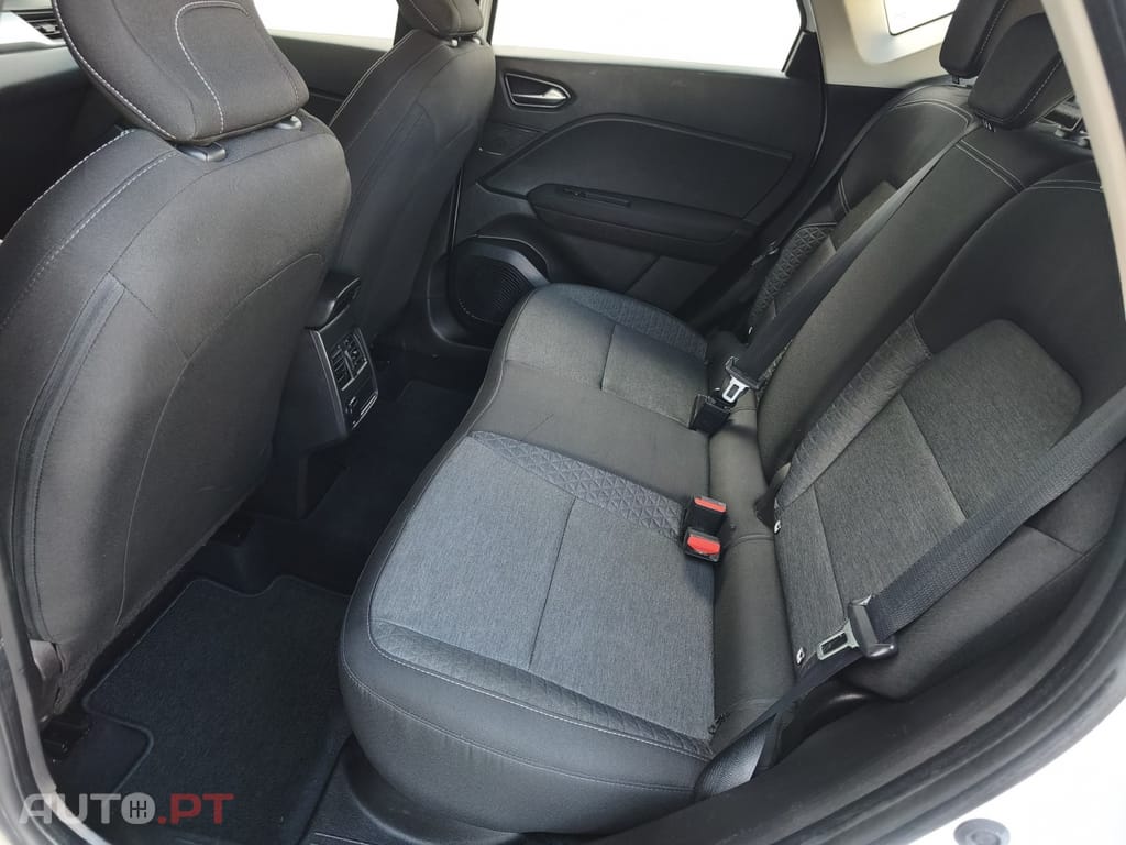 Renault Captur 1.6 E-Tech Full Hybrid Engineered