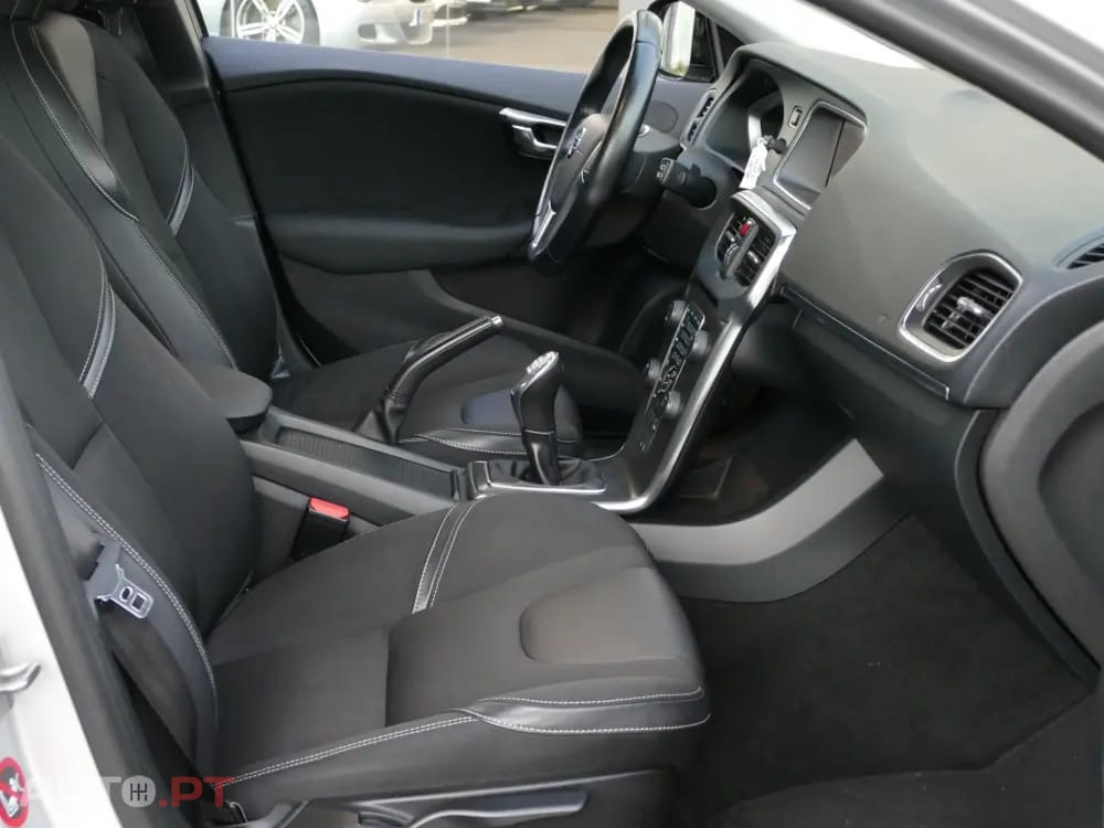 Volvo V40 1.6 D2 Momentum