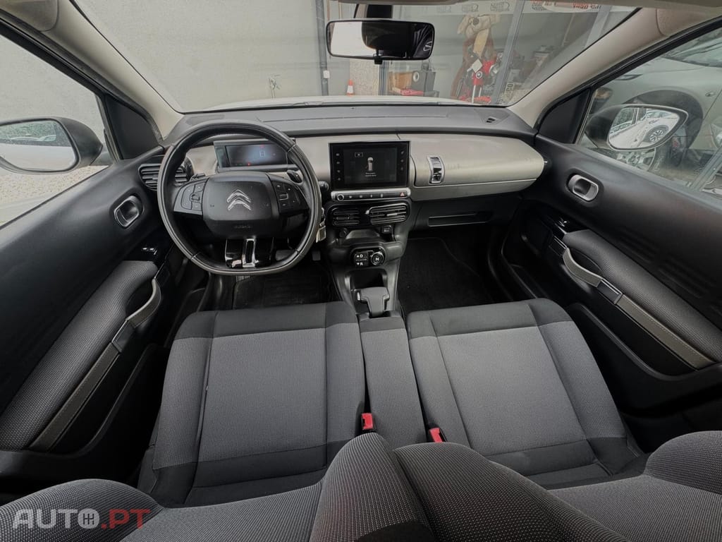 Citroen C4 Cactus 1.2 PureTech Shine EAT6