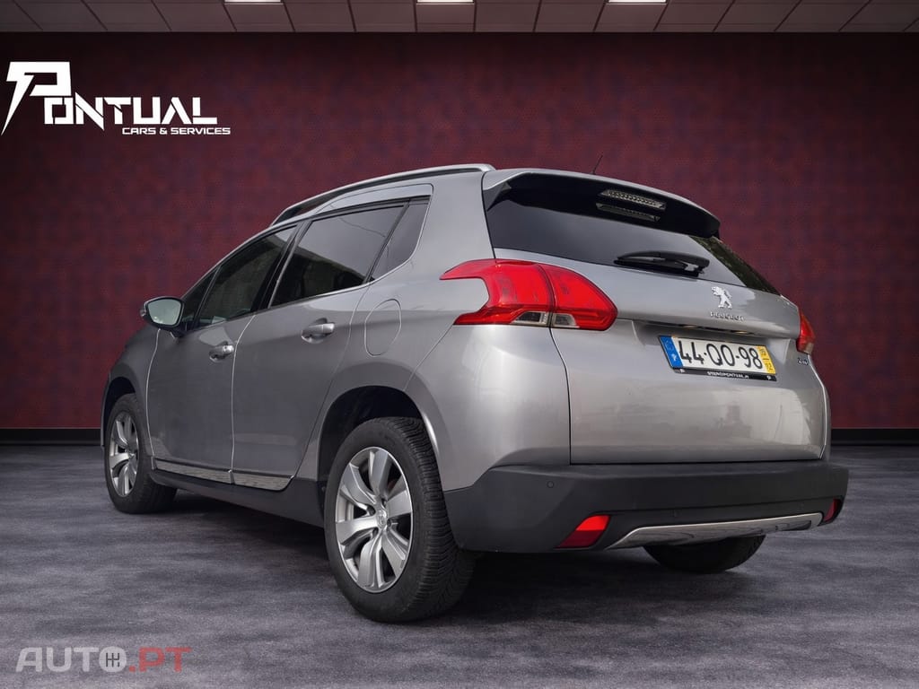 Peugeot 2008 1.2 PureTech Allure