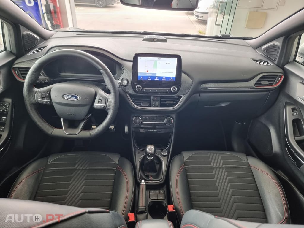 Ford Puma 1.0 EcoBoost MHEV ST-Line X