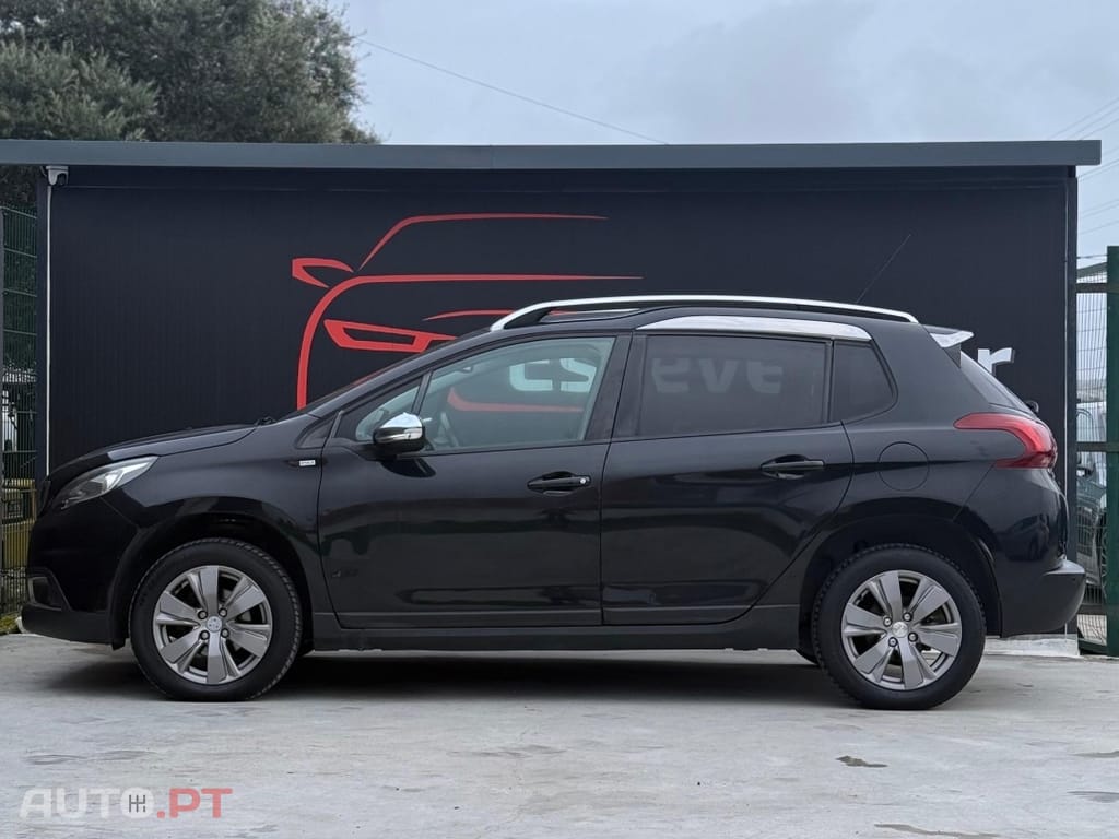 Peugeot 2008 1.2 PureTech Access