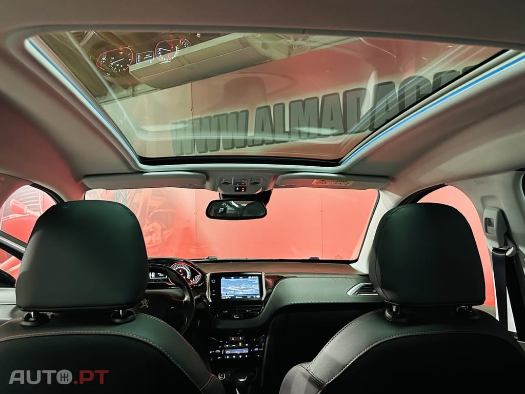 Peugeot 2008 1.2 PureTech GT Line EAT6