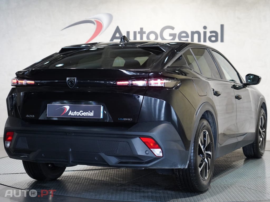 Peugeot 408 1.6 Hybrid Allure e-EAT8