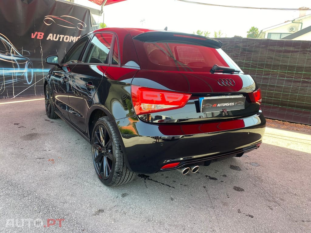 Audi A1 1.6 TDi S-line