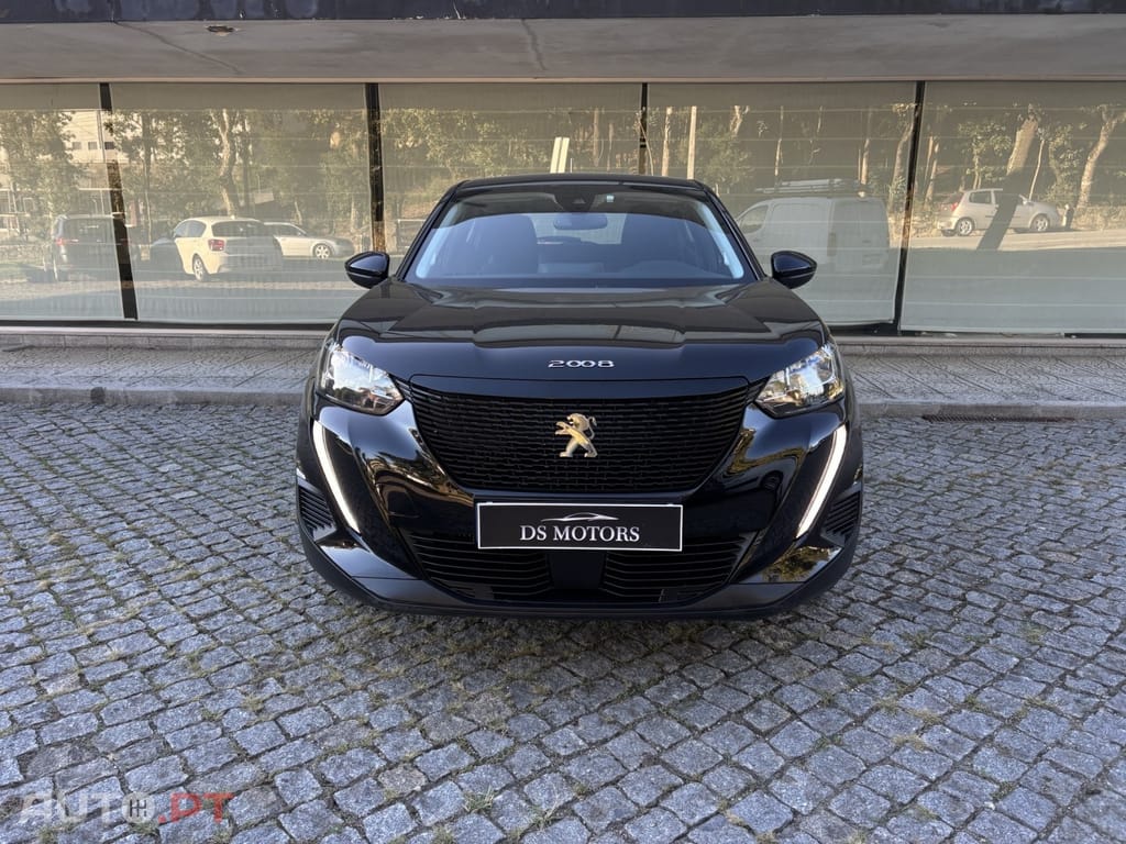Peugeot 2008 1.2 PureTech Active Pack EAT8