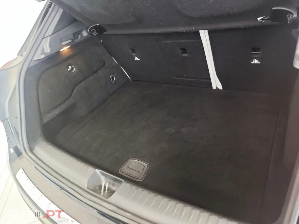 Mercedes-Benz GLA 200 d 4Matic 7G-DCT Urban