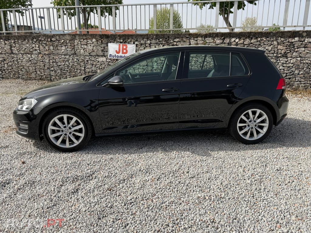 Volkswagen Golf 1.6 TDi Highline