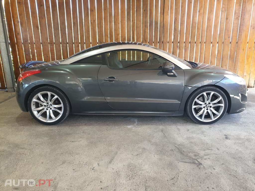 Peugeot RCZ Carbon