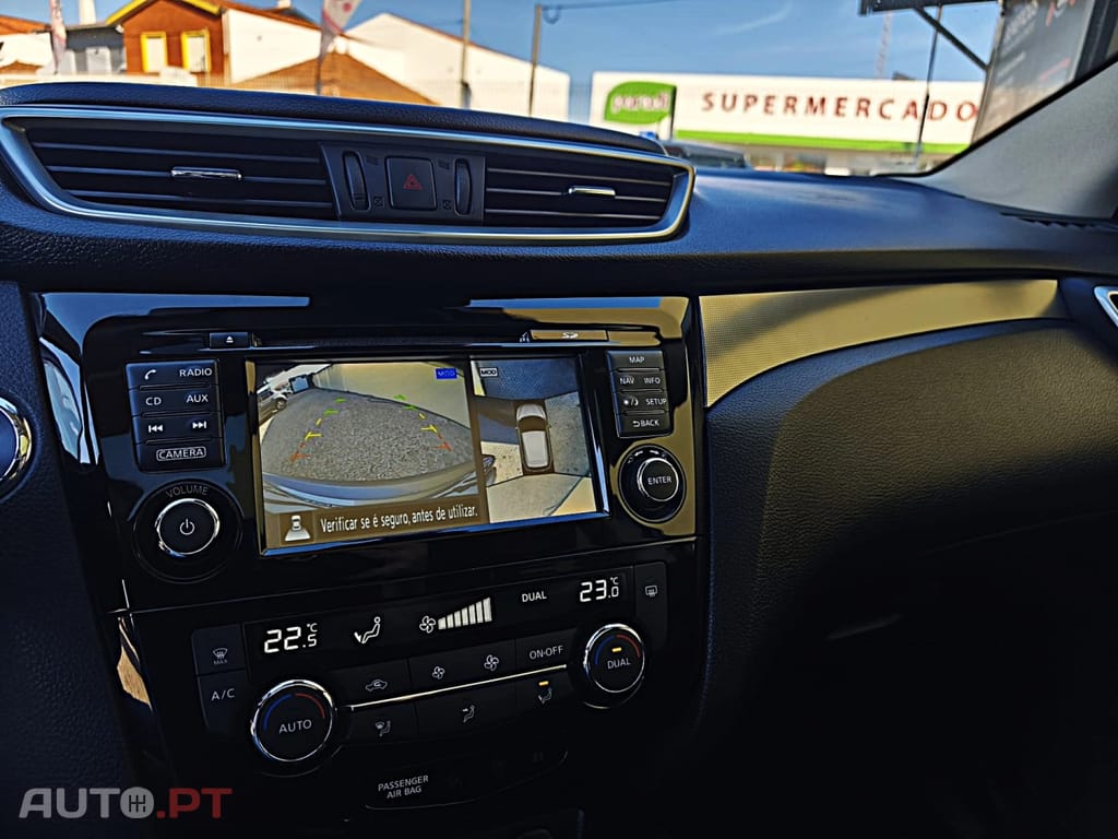 Nissan Qashqai 1.2 DIG-T N-Connecta 18