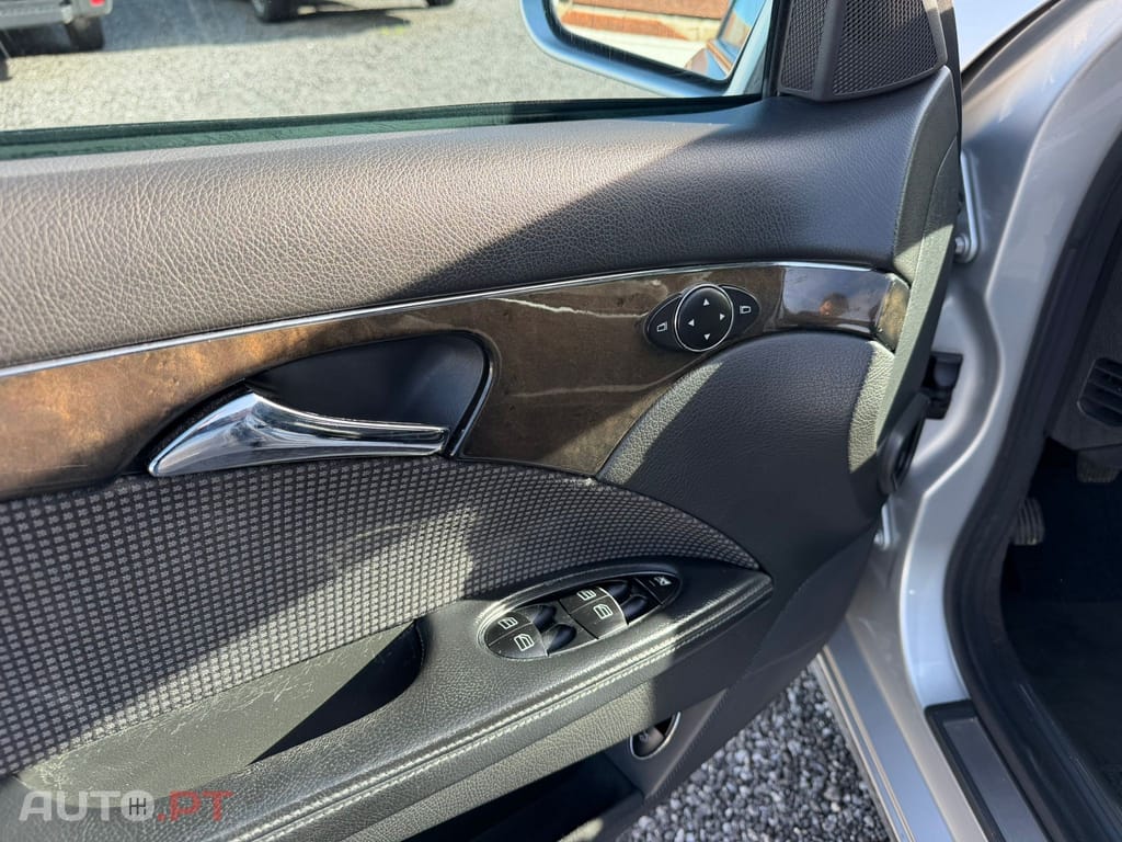 Mercedes-Benz E 220 CDi Avantgarde