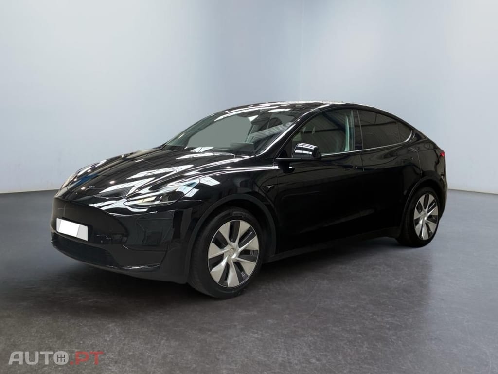 Tesla Model Y Standard RWD