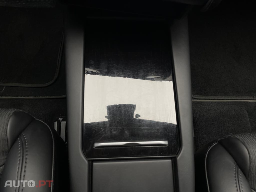 Tesla Model S 75D