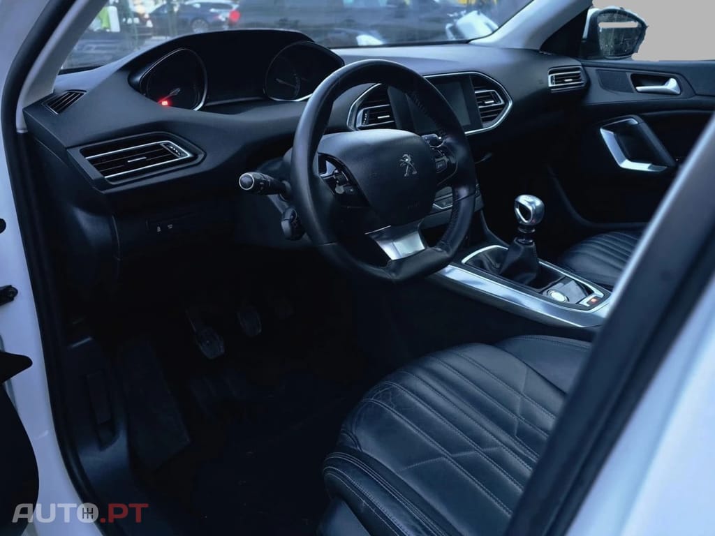 Peugeot 308 1.6 BlueHDi Allure