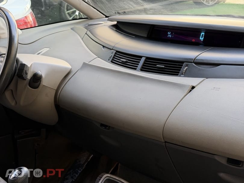 Renault Grand Espace 2.2 dCi Initiale 7L