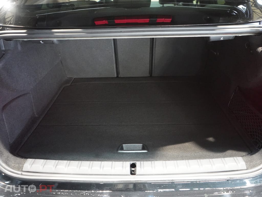 BMW 216 d Pack Desportivo M