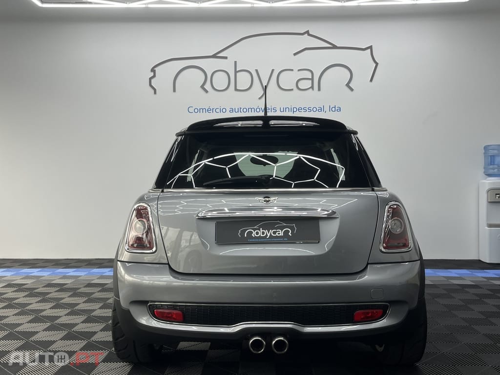 MINI Cooper Cooper S