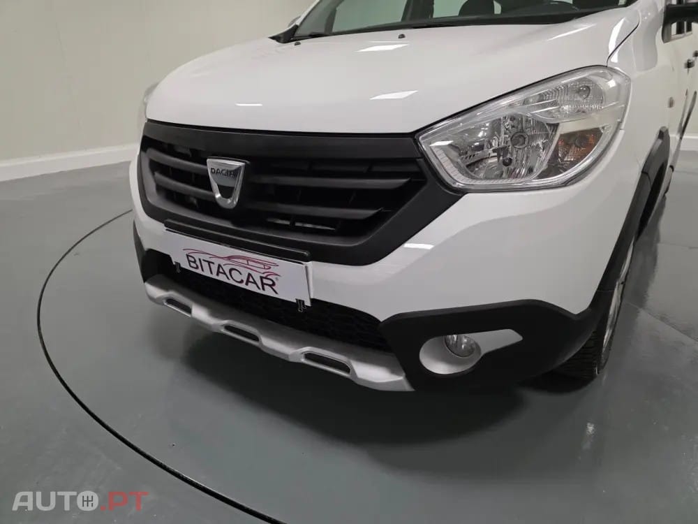 Dacia Lodgy 1.2 STEPWAY