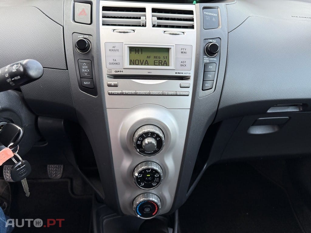 Toyota Yaris 1.0 VVT-i AC