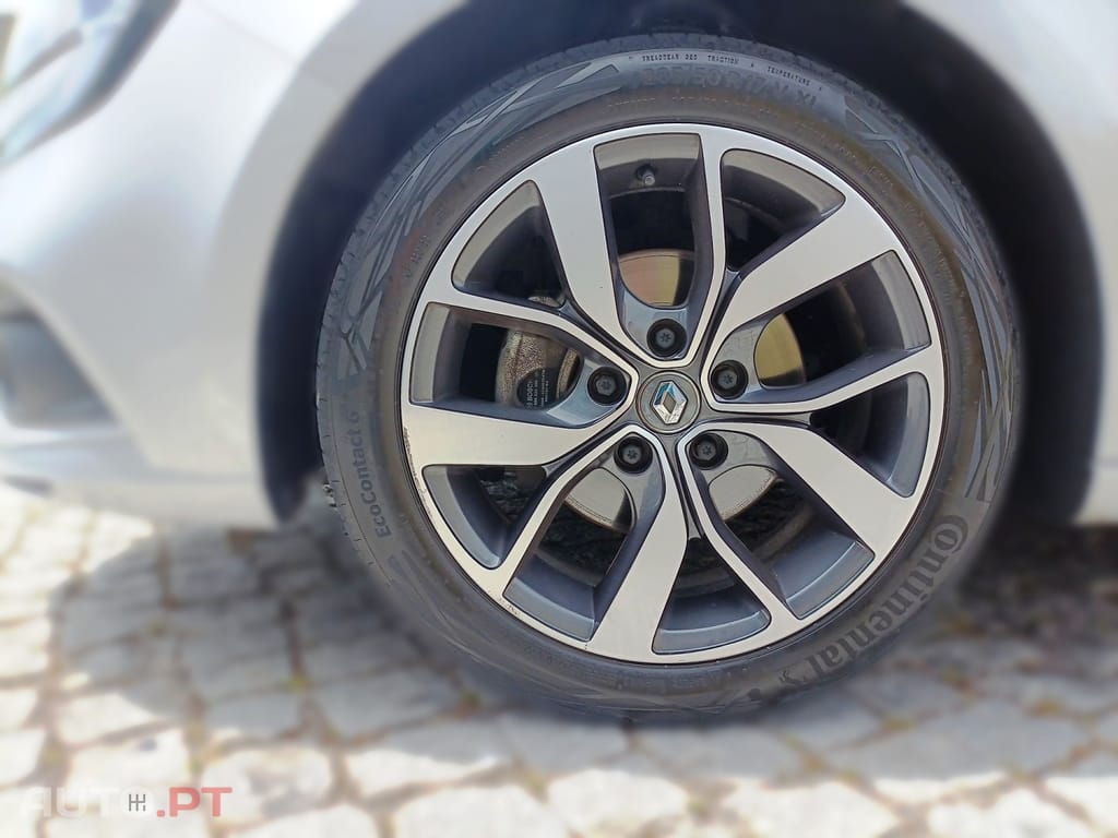 Renault Mégane Sport Tourer TCE 130 ENERGY EDC INTENS